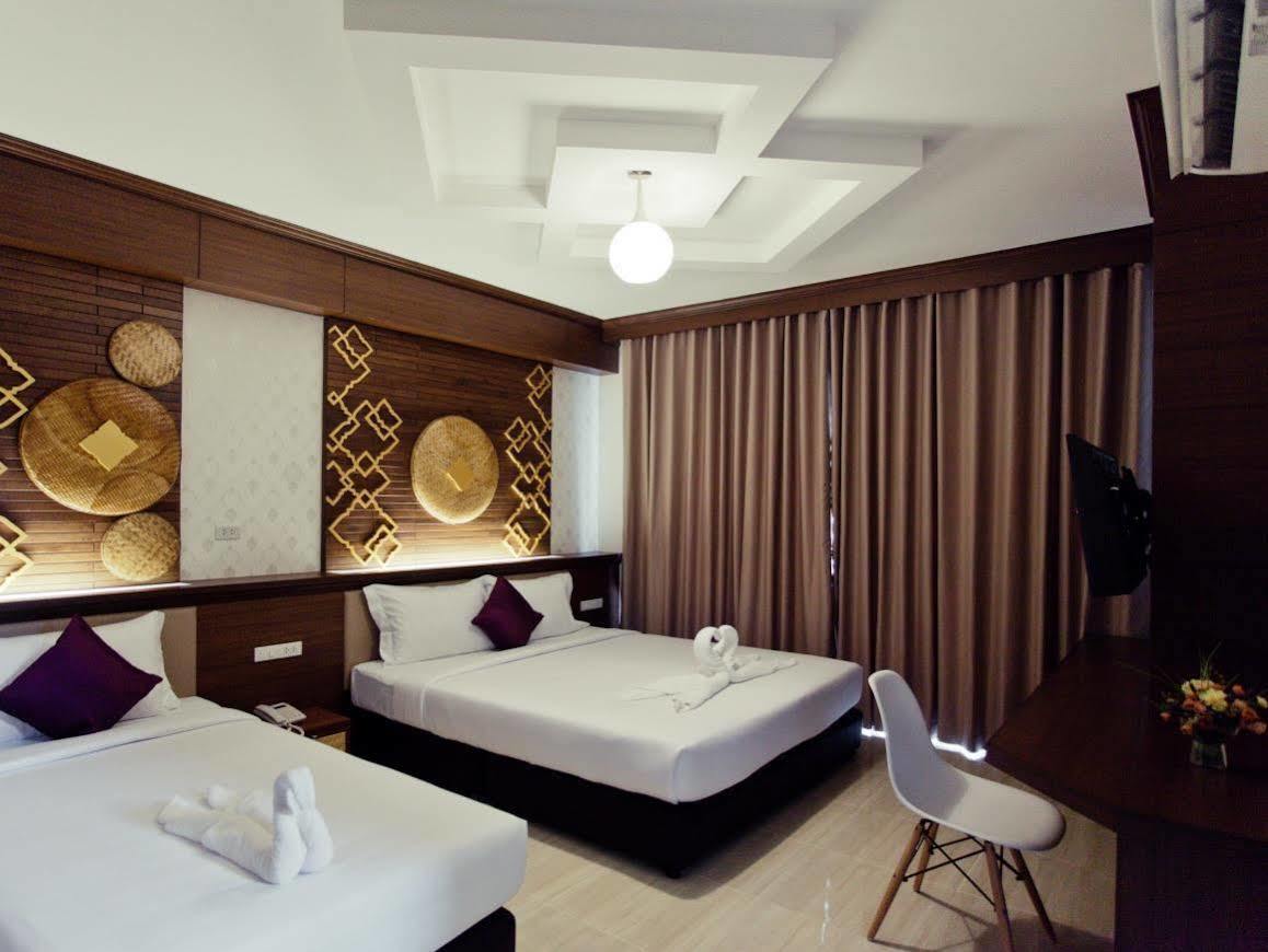 The Proud Hotel Ubon Ratchathani Eksteriør billede