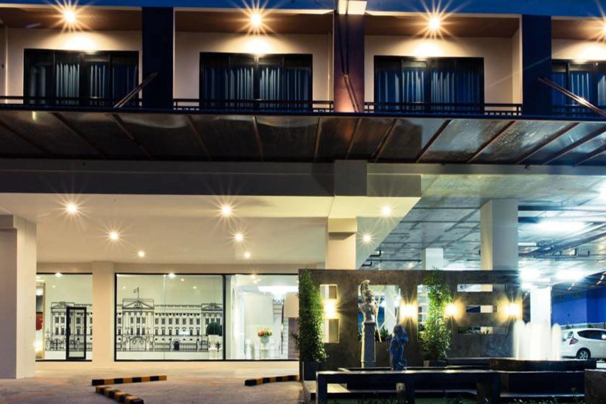 The Proud Hotel Ubon Ratchathani Eksteriør billede